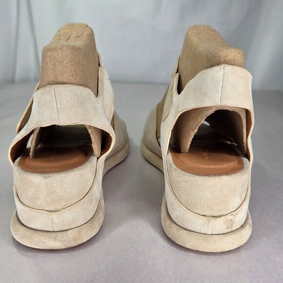 Gentle Souls by Kenneth Cole Women's Jalleen Sandals - Picture 4 of 8